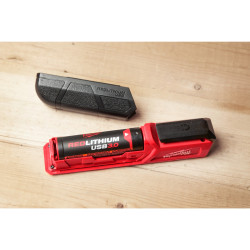REDLITHIUMTM 3.0 Ah battery pack with USB output Milwaukee | L4 B3 | Great Price | Online Store - Norwit.pl